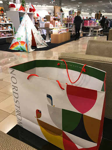 Department Store «Nordstrom Somerset Collection», reviews and photos, 2850 W Big Beaver Rd, Troy, MI 48084, USA