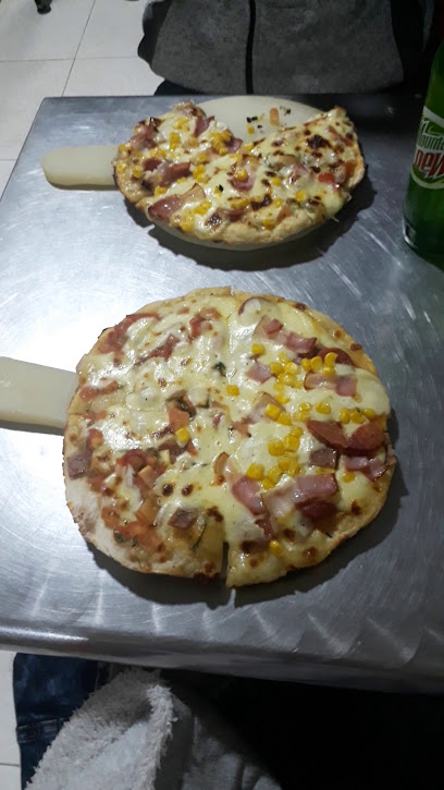 El Bacan De La Pizza 04, Carrera 135 #139, Bogotá, Colombia
