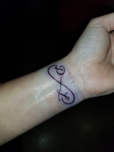 Tattoo Shop «Triumph Tattoo», reviews and photos, 964 Baxter Ave, Louisville, KY 40204, USA