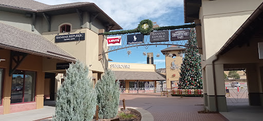 Banana Republic, 5050 Factory Shops Blvd, Castle Rock, CO 80108, USA, 