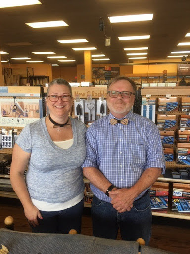 Woodworking Supply Store «Rockler Woodworking and Hardware - Cincinnati», reviews and photos, 333 E Kemper Rd, Cincinnati, OH 45246, USA