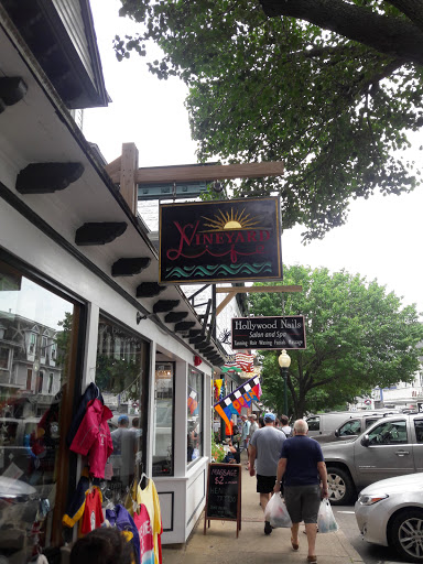 Clothing Store «Vineyard Vines», reviews and photos, 56 Narragansett Ave, Oak Bluffs, MA 02557, USA