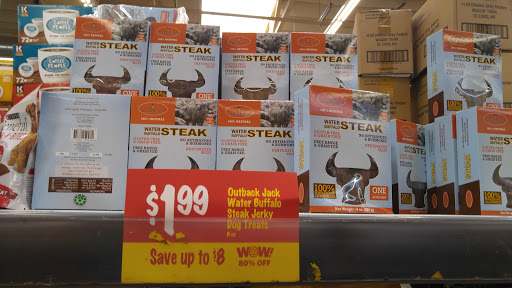 Grocery Store «Grocery Outlet Bargain Market», reviews and photos, 355 N Citrus Ave, Azusa, CA 91702, USA