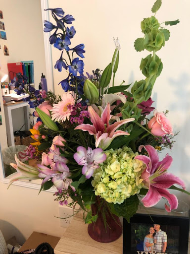 Florist «Fruits & Flowers», reviews and photos, 566 Lindley St, Bridgeport, CT 06606, USA