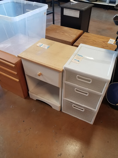 Second Hand Store «Goodwill - Glendale», reviews and photos