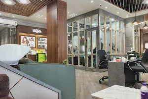 The Aura Salon (Near Kestopur Flyover) image