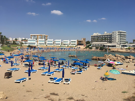 Pernera Plajı