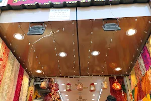 Rajwada shopping area image