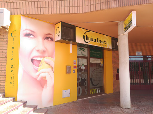 Información y opiniones sobre Clínica Dental Cortijo Grande de Almería