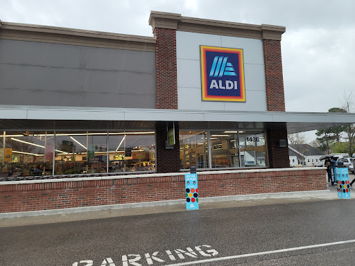 Supermarket «ALDI», reviews and photos, 1436 Kempsville Rd, Virginia Beach, VA 23464, USA