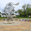 Isaac Murphy Memorial Art Garden