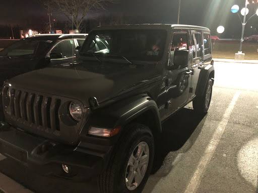 Chrysler Dealer «Brown Daub Dodge Chrysler Jeep Ram», reviews and photos, 7720 Beth Bath Pike, Bath, PA 18014, USA