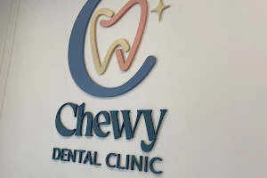 Chewy Dental Clinic - คลินิกทันตกรรมชิววี image