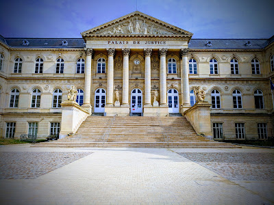 Espace Pierre Dubois (annexe du palais de Justice) à Amiens