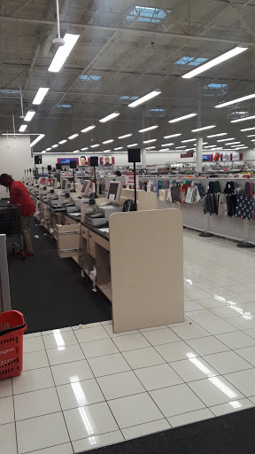 Clothing Store «Burlington Coat Factory», reviews and photos, 3671 N Freeway Blvd, Sacramento, CA 95834, USA