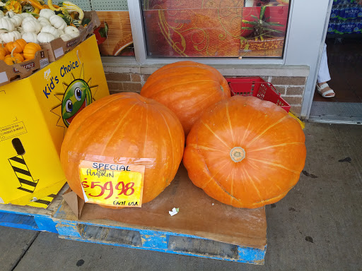 Mexican Grocery Store «Fiesta Market», reviews and photos, 939 E Irving Park Rd, Streamwood, IL 60107, USA