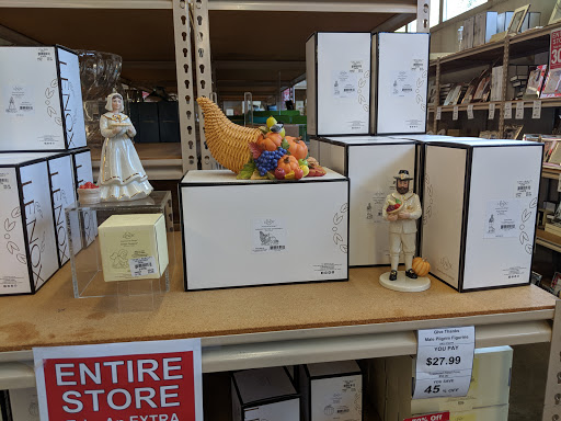 Outlet Store «Lenox Factory Outlet», reviews and photos, 402 E Main St, Mt Pleasant, PA 15666, USA