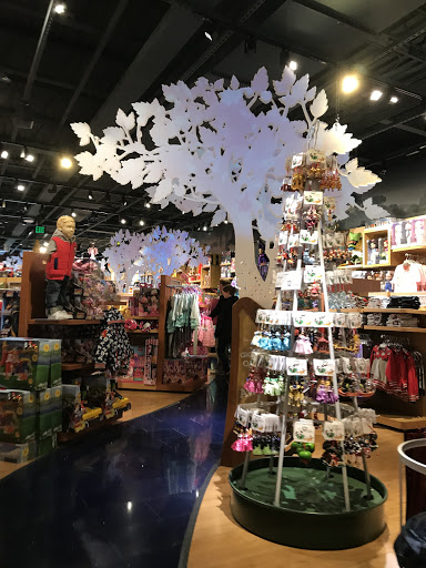 Toy Store «Disney Store», reviews and photos, 7875 Montgomery Rd, Cincinnati, OH 45236, USA