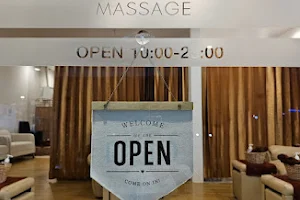 Champa Massage image