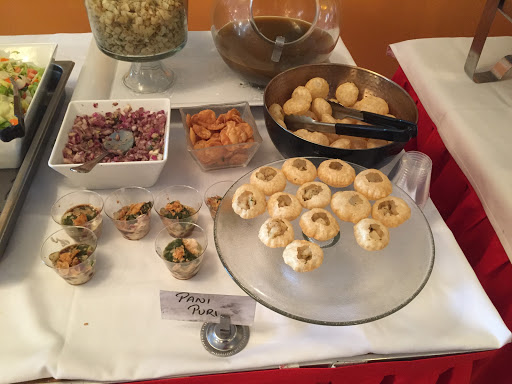 Indian Restaurant «Maharaja», reviews and photos, 1550 N Farwell Ave, Milwaukee, WI 53202, USA