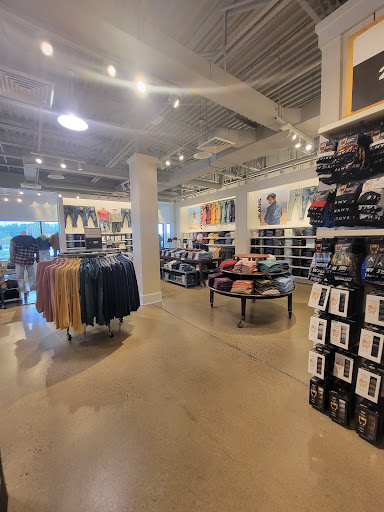 Shopping Mall «Kittery Premium Outlets», reviews and photos, 375 US-1, Kittery, ME 03904, USA