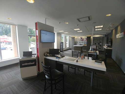 Cell Phone Store «Verizon Authorized Retailer, TCC», reviews and photos, 3141 Lee Hwy, Arlington, VA 22201, USA