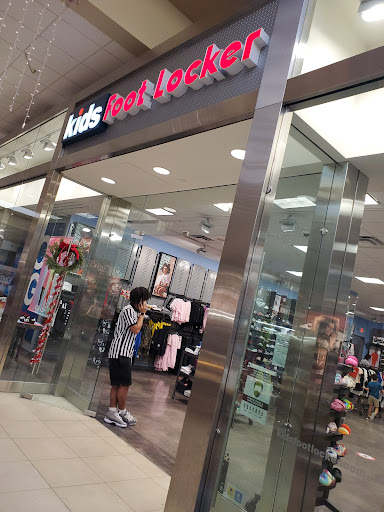 Shopping Mall «Coral Square», reviews and photos, 9469 W Atlantic Blvd, Coral Springs, FL 33071, USA