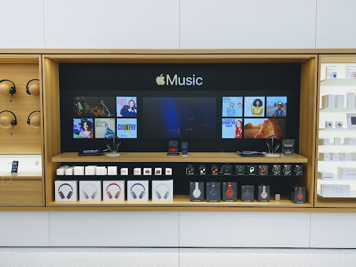 Computer Store «Apple Menlo Park», reviews and photos, 55 Parsonage Rd, Edison, NJ 08837, USA