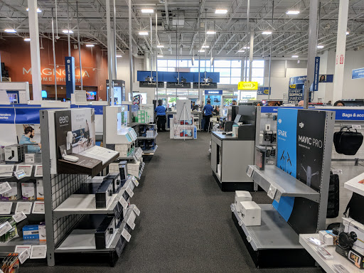 Electronics Store «Best Buy», reviews and photos, 148 Walt Whitman Rd, Huntington Station, NY 11746, USA