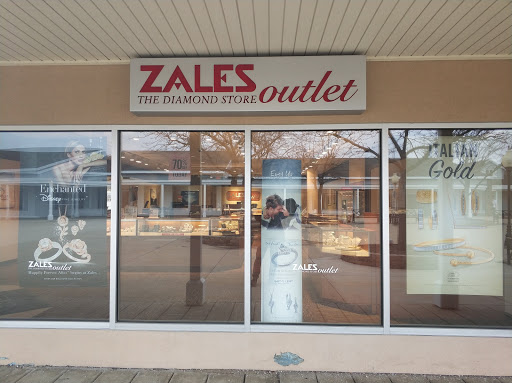 Shopping Mall «Lighthouse Place Premium Outlets», reviews and photos, 601 Wabash St, Michigan City, IN 46360, USA