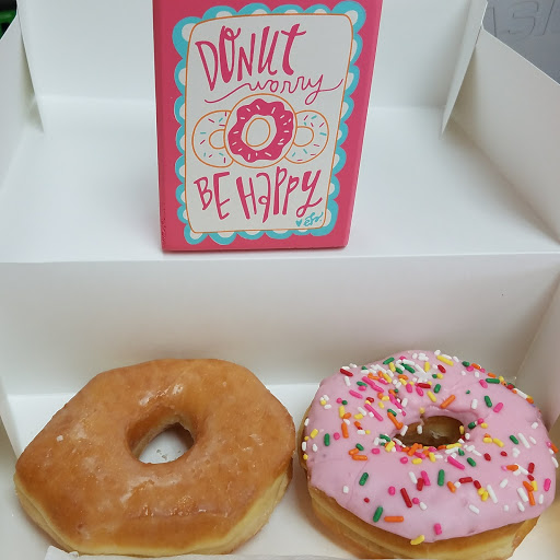 Donut Shop «Donut Palace», reviews and photos, 113 S Interstate Hwy 35, New Braunfels, TX 78130, USA