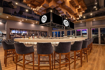 Chop Steakhouse & Bar - 250 W Hunt Club Rd, Ottawa, ON K2E 0B7, Canada