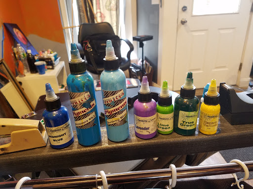 Tattoo Shop «New Haven County Tattoo Co.», reviews and photos, 411 Main St, Wallingford, CT 06492, USA