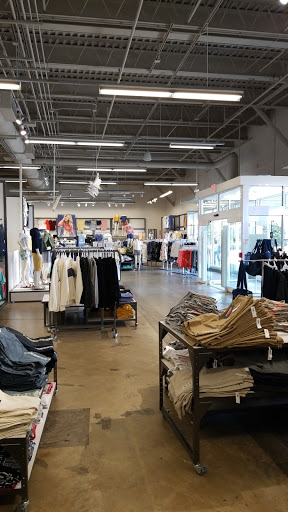 Clothing Store «Old Navy», reviews and photos, 697 Hillside Avenue, New Hyde Park, NY 11040, USA