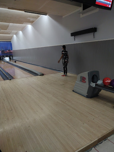 Bowling Alley «Thunderbird Lanes», reviews and photos, 5830 Castor Ave, Philadelphia, PA 19149, USA