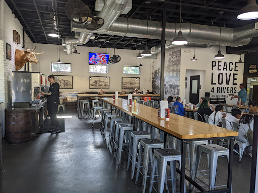 Barbecue Restaurant «4 Rivers Smokehouse», reviews and photos, 623 S MacDill Ave, Tampa, FL 33609, USA