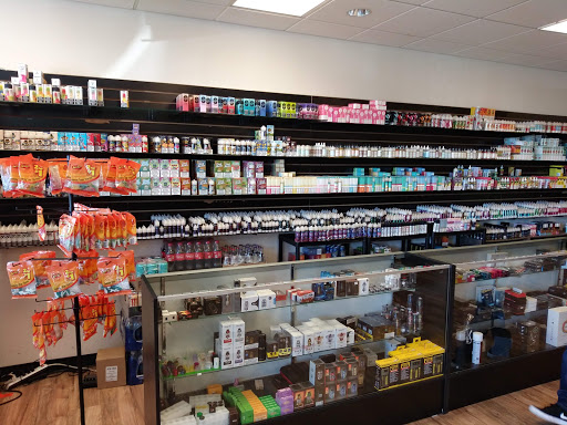 Tobacco Shop «Seaside Smoke and Vape shop», reviews and photos, 575 S Roosevelt Dr b, Seaside, OR 97138, USA