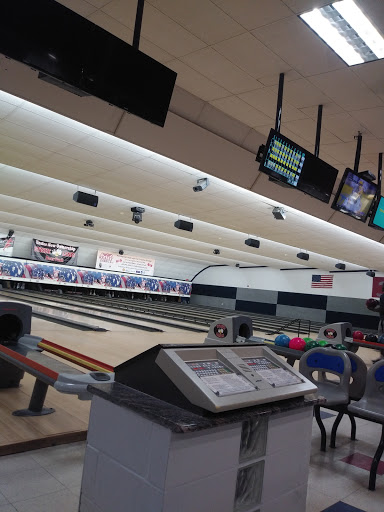 Bowling Alley «Strike 10 Lanes», reviews and photos, 849 Long Island Ave, Deer Park, NY 11729, USA
