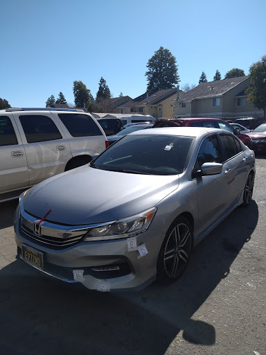 Auto Body Shop «Fresno Body Works - North», reviews and photos, 143 E Sierra Ave, Fresno, CA 93710, USA