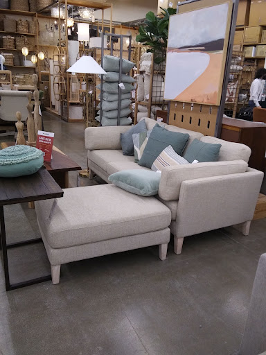 Furniture Store «Cost Plus World Market», reviews and photos, 1725 Maple Ave, Evanston, IL 60201, USA