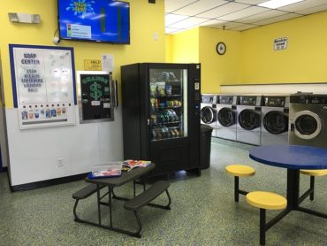 Laundromat «EZ Wash», reviews and photos, 5421 Lake Howell Rd, Winter Park, FL 32792, USA