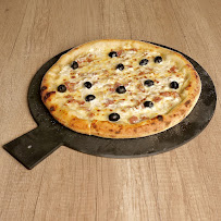 Plats et boissons du Pizzeria Napoli Pizza Jouy-le-Moutier - n°13