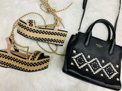 Used Clothing Store «Clothes Mentor», reviews and photos, 2701 N Mall Dr, Virginia Beach, VA 23452, USA