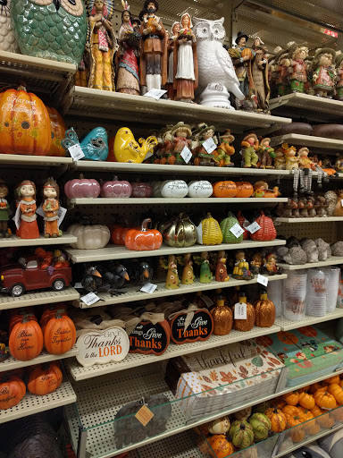 Craft Store «Hobby Lobby», reviews and photos, 995 N Bridge St, Chillicothe, OH 45601, USA