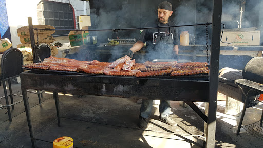 Baja BBQ pit Tijuana