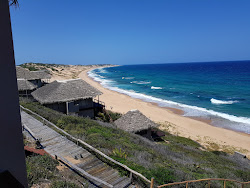 Photo de Praia da Rocha avec rivage droit, long