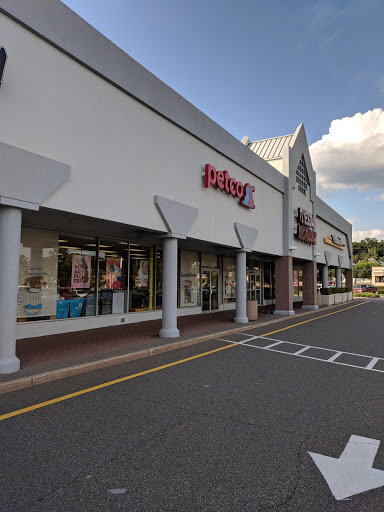 Petco Animal Supplies, 85 Godwin Ave #23, Midland Park, NJ 07432, USA, 