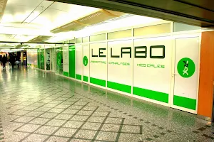 Laboratory Unilabs Le Labo - Rer La Défense image
