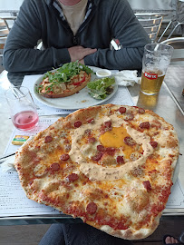 Pizza du Restaurant La Barcarole à Saint-Valery-en-Caux - n°9