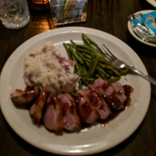 American Restaurant «The Brass Lantern Restaurant and Lounge», reviews and photos, 79 Chestnut Hill Rd, Crossville, TN 38555, USA